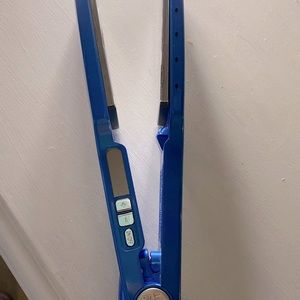 Nano Titanium Babyliss Pro 1.5 inch straightener